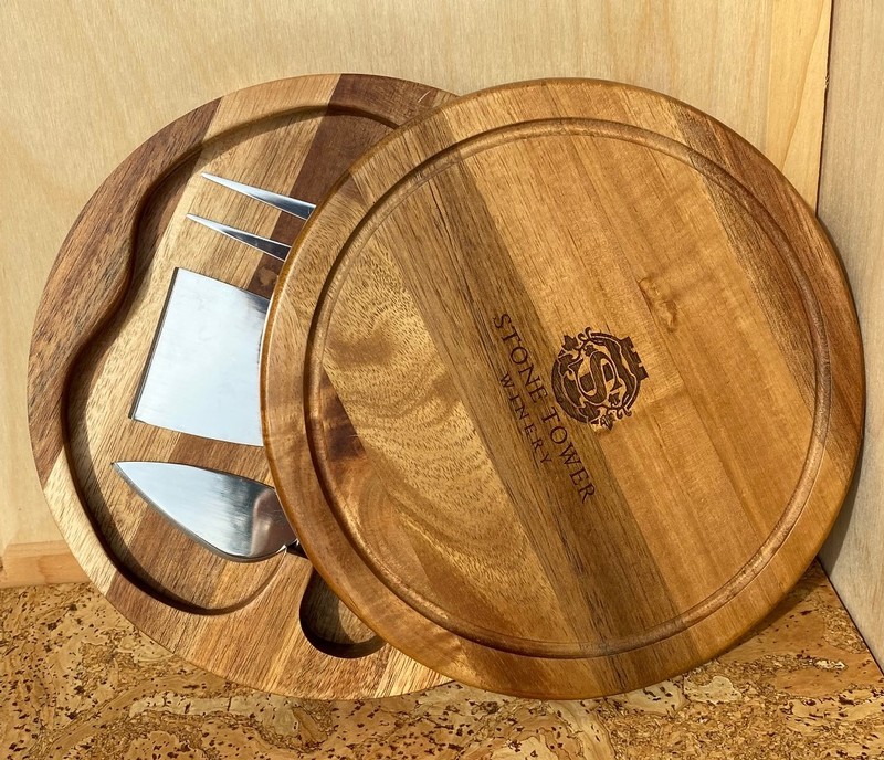 27 Round Cheese Board w/ Tools 1